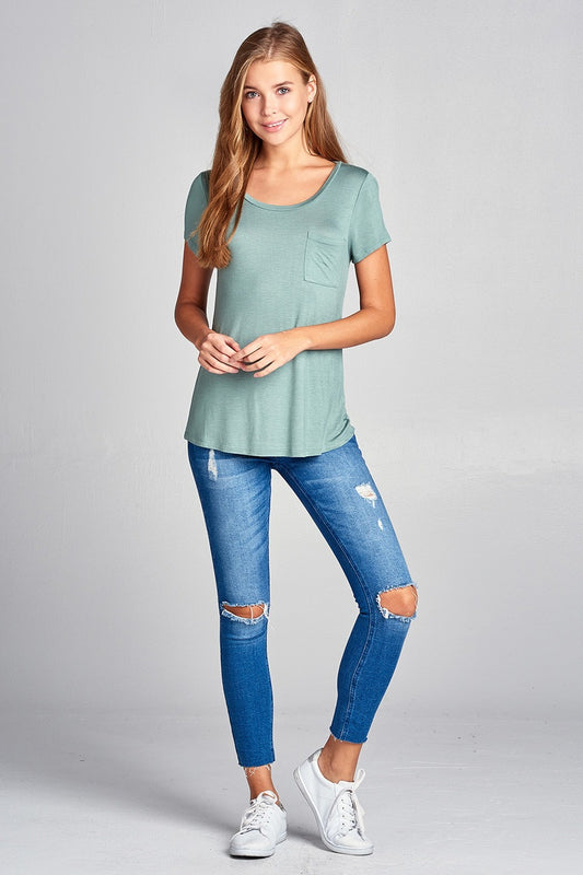 Ladies fashion short sleeve scoop neck top w/ pocket