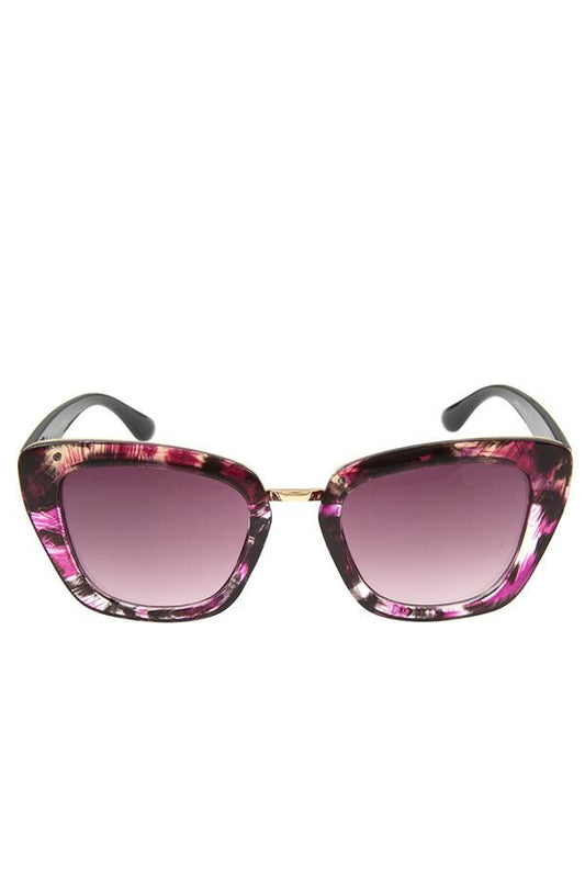 Color tortoise framed sunglasses