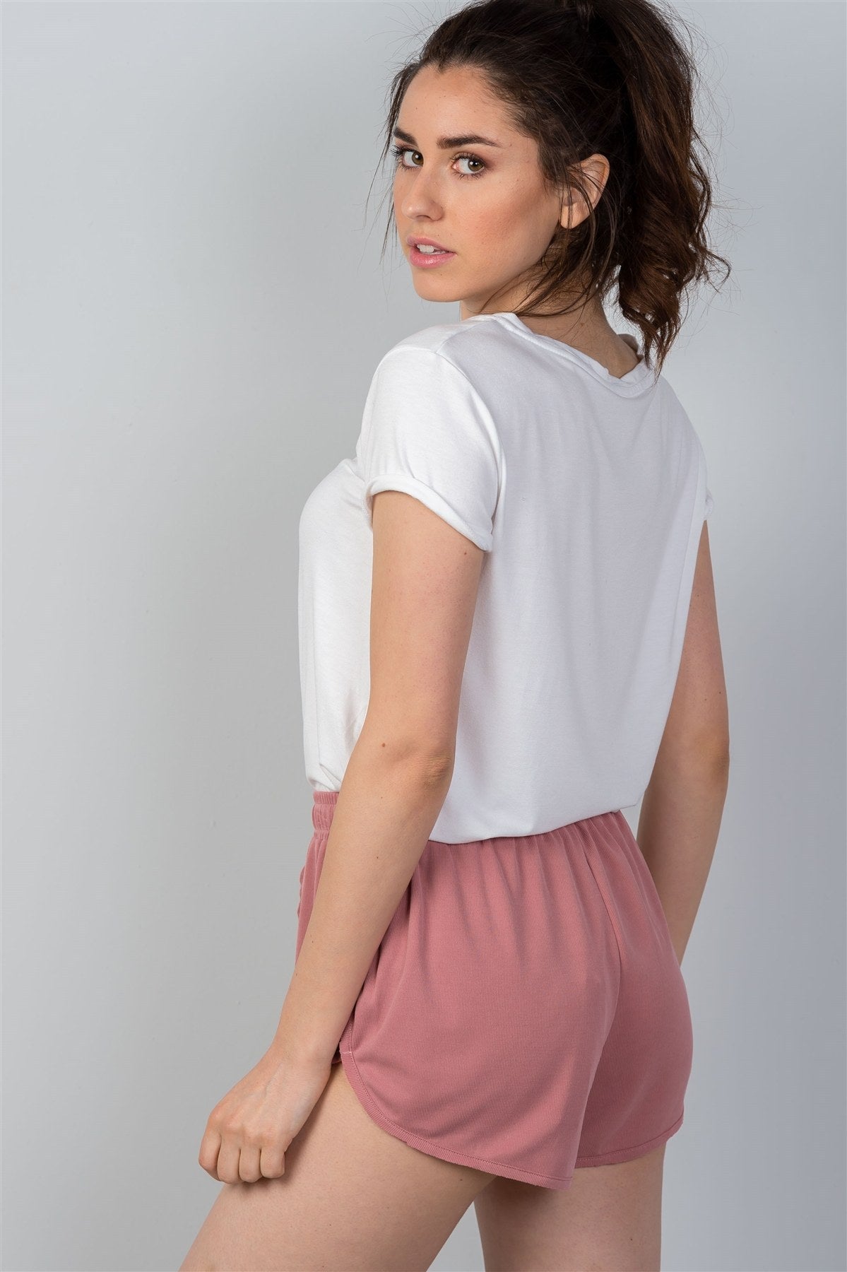 Ladies fashion dusty rose drawstring waist comfortable shorts