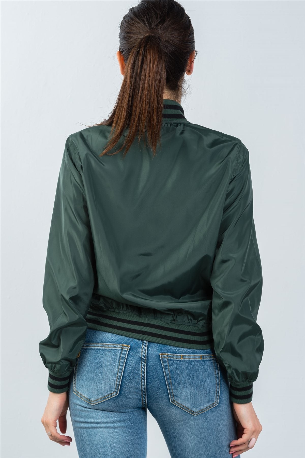 Ladies fashion ribbed trim patch bomber jacket