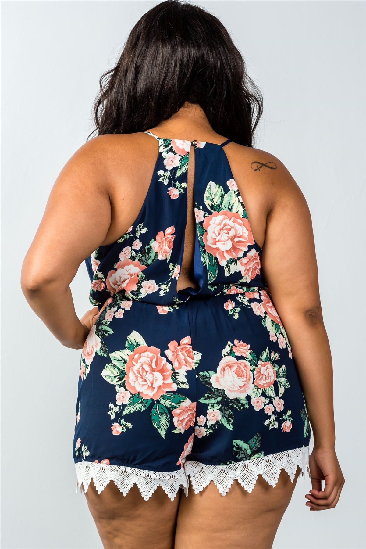 Ladies fashion plus size keyhole back detail sleeveless crochet trim romper