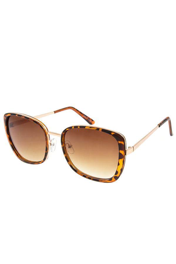 Ladies fashionable plastic framed sunglasses