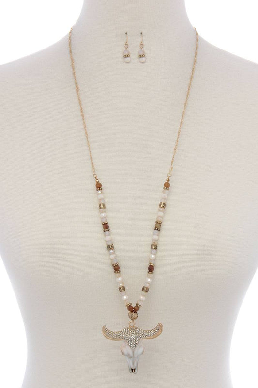 Cattle skull rhinestone pendant beaded necklace
