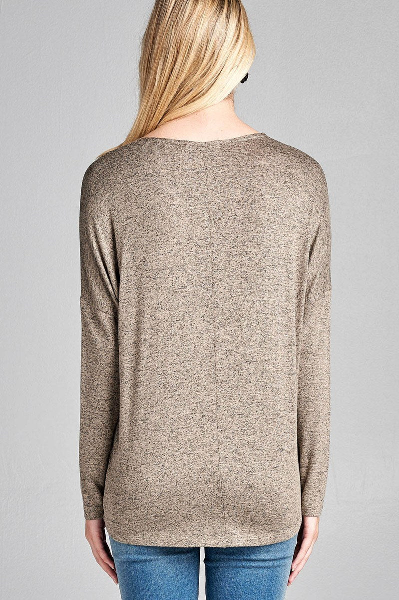 Ladies fashion plus size long sleeve v-neck two tone hacci tunic top