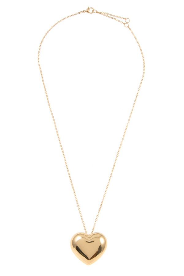 Heart pendant necklace