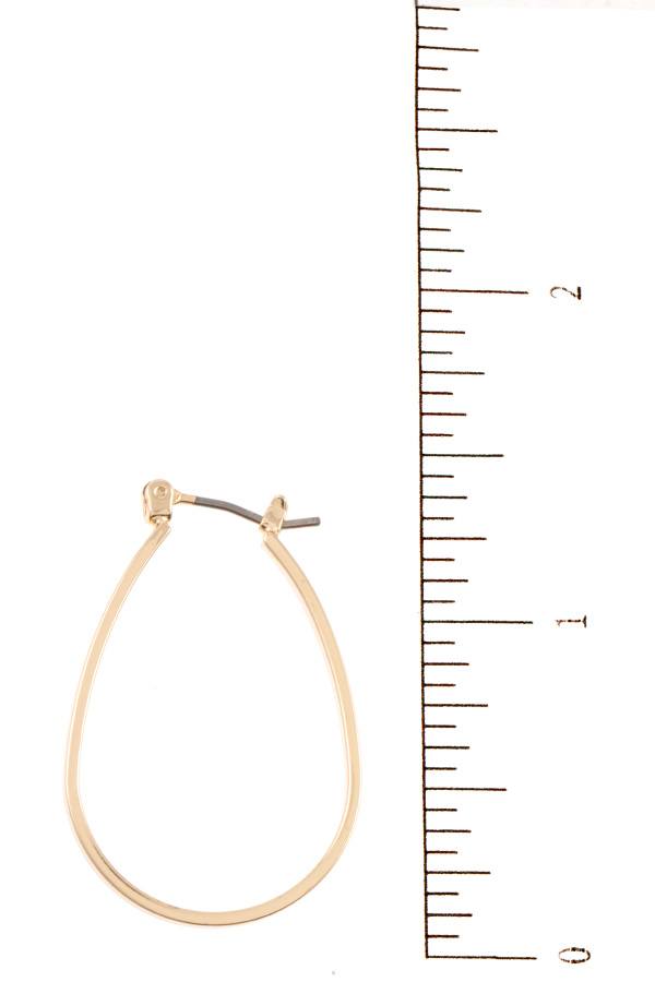 Mini cut out earring
