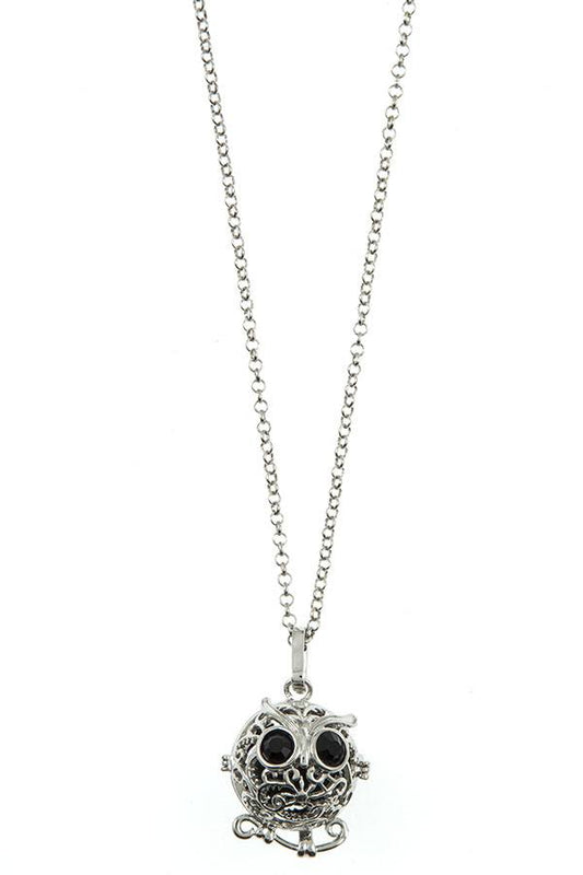 Owl cut out pendant necklace