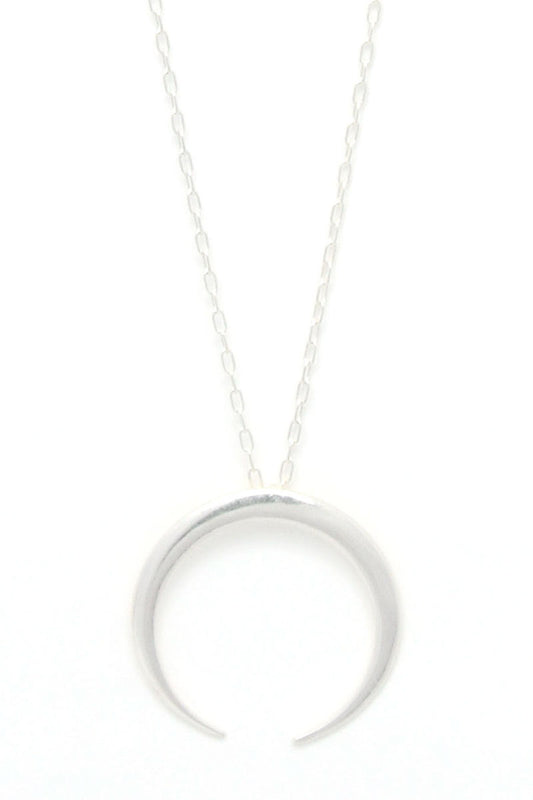 Metal Pendant Necklace