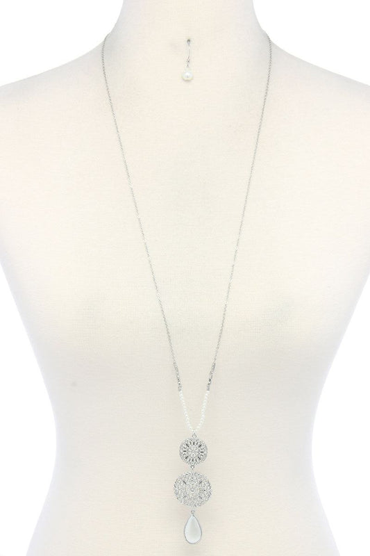 Double Filigree Circle Link Pendant Necklace