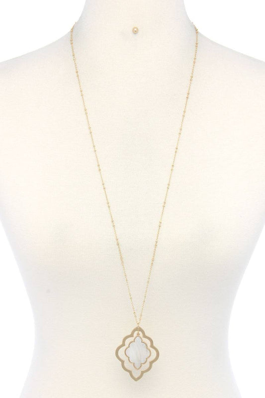 Double Moroccan Shape Pendant Necklace
