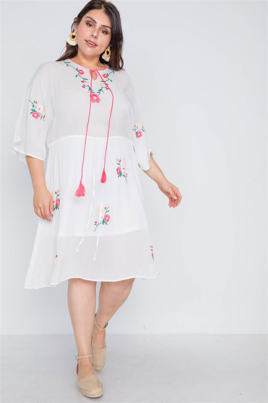 Plus Size Off White Floral Embroidery Midi Dress