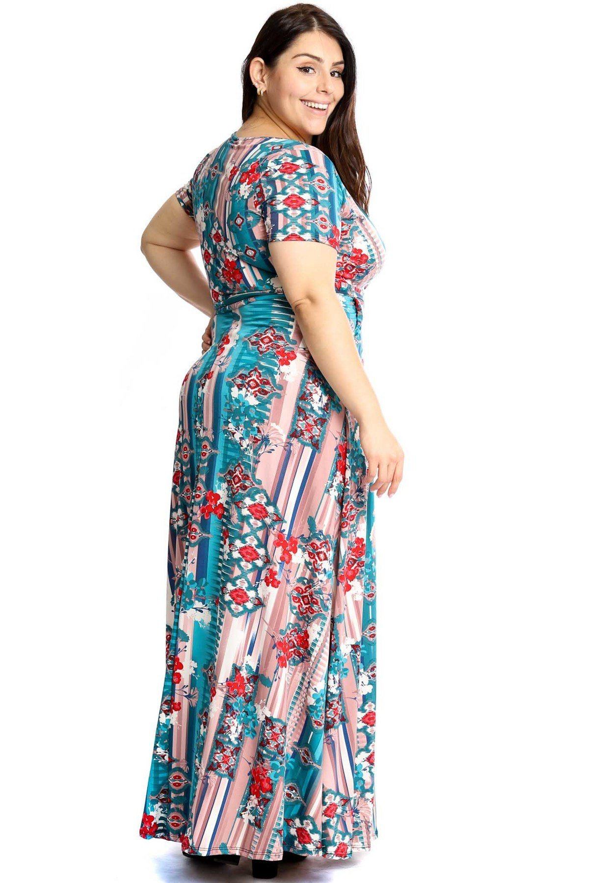Elegant Plunging Neckline Maxi Dress