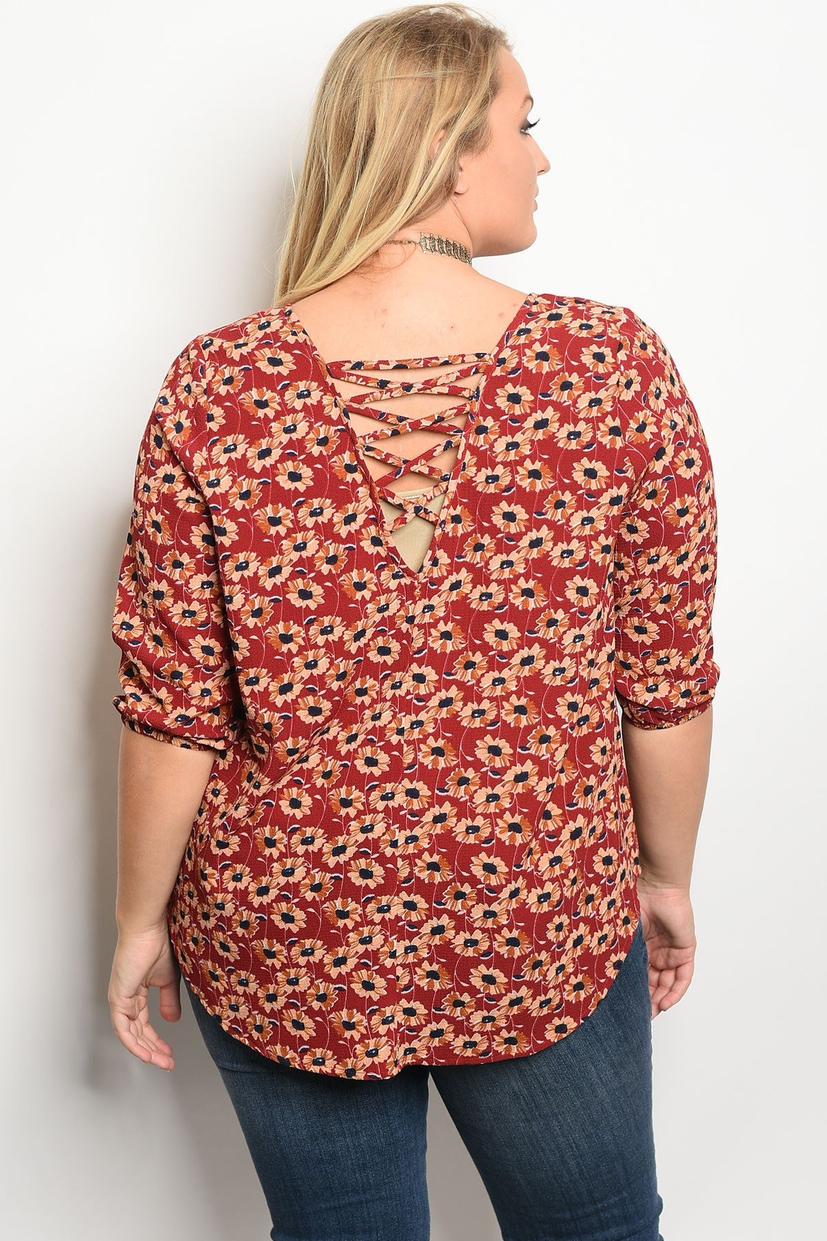 Plus size floral print scoop neck top with 3/4 sleeves