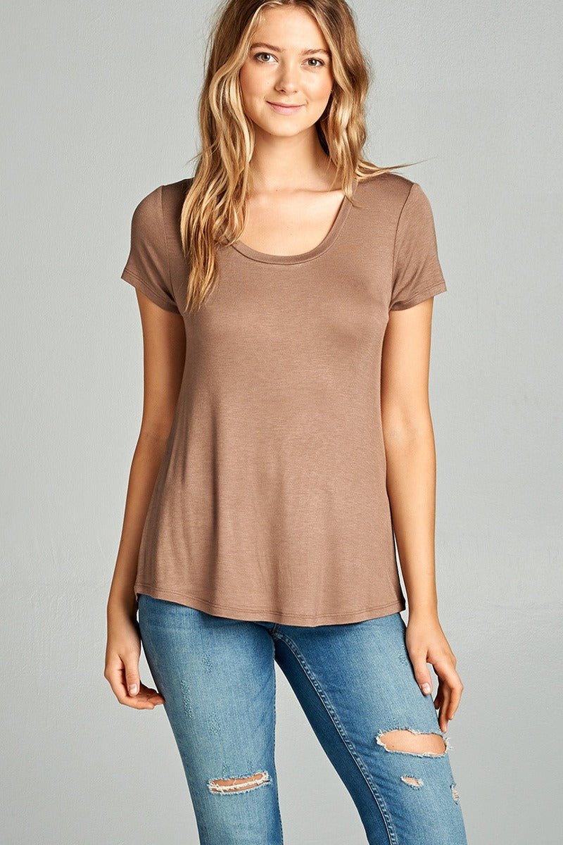 Ladies fashion short sleeve scoop neck top