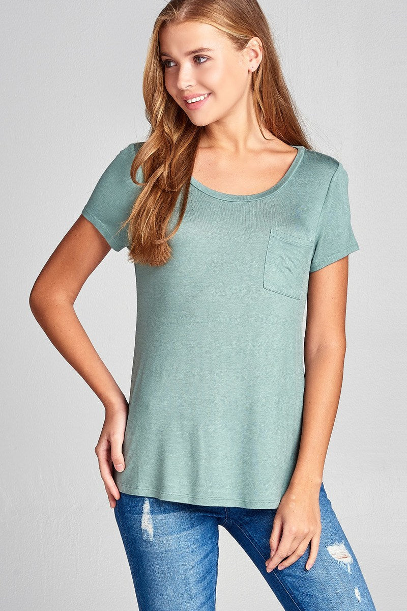 Ladies fashion short sleeve scoop neck top w/ pocket