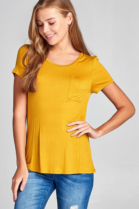Ladies fashion short sleeve scoop neck top w/ pocket