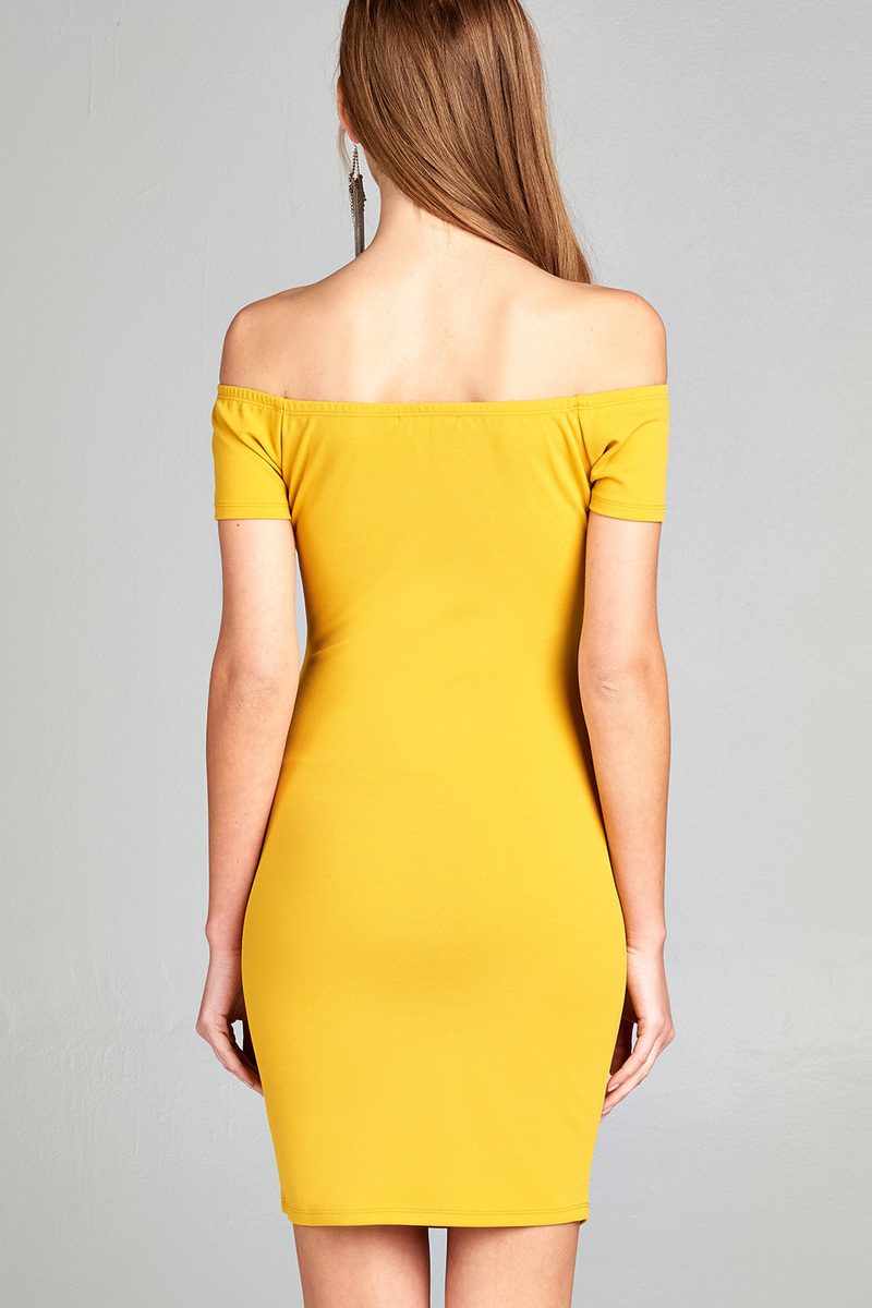 Ladies fashion short sleeve off the shoulder w/front hole mini dress