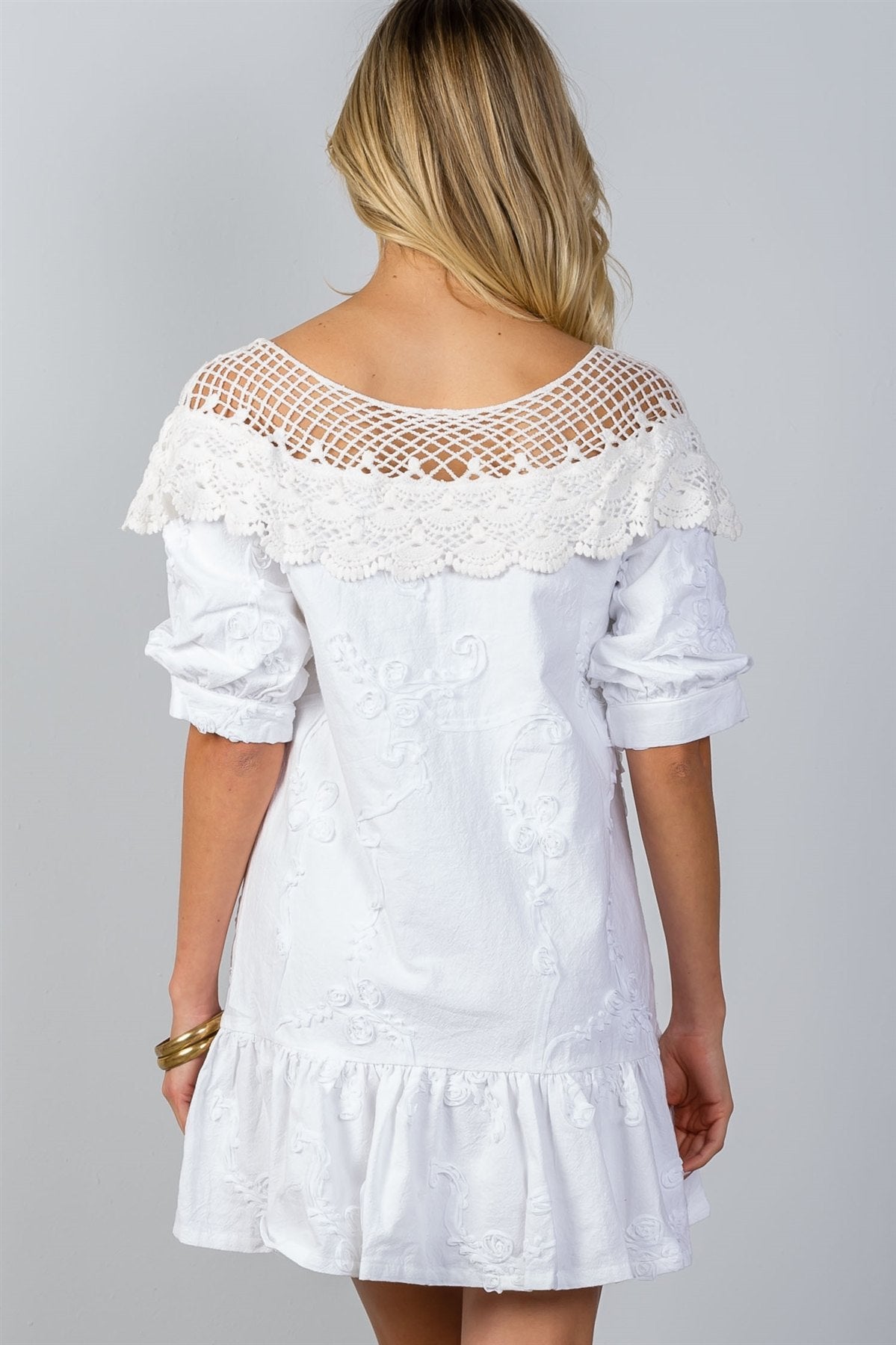 Ladies fashion boho white ruffle hem crochet shift mini dress