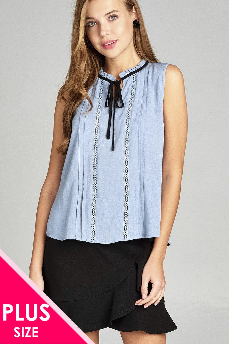 Ladies fashion plus size sleeveless contrast self tie front lace w/pintuck detail crinkle gauze top