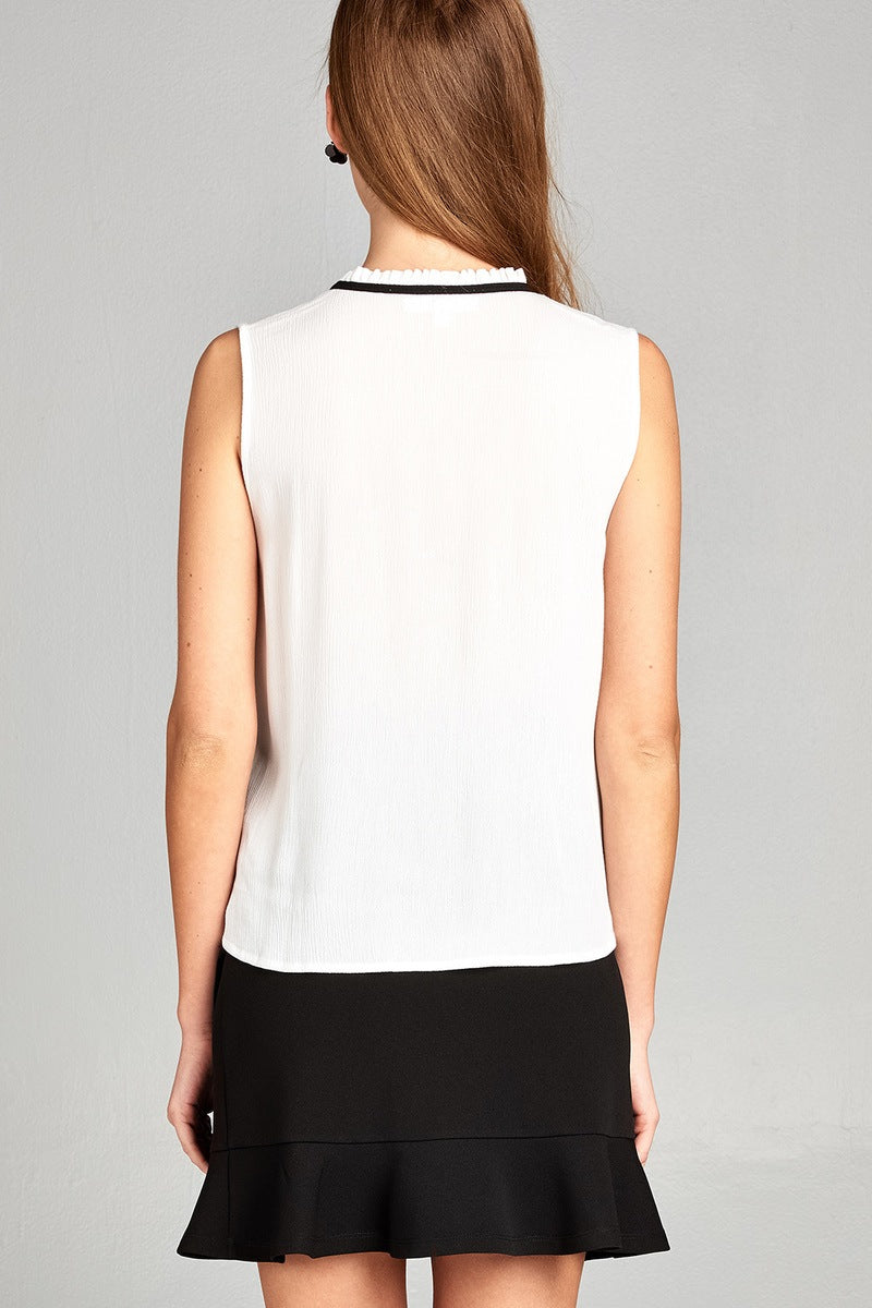 Ladies fashion plus size sleeveless contrast self tie front lace w/pintuck detail crinkle gauze top