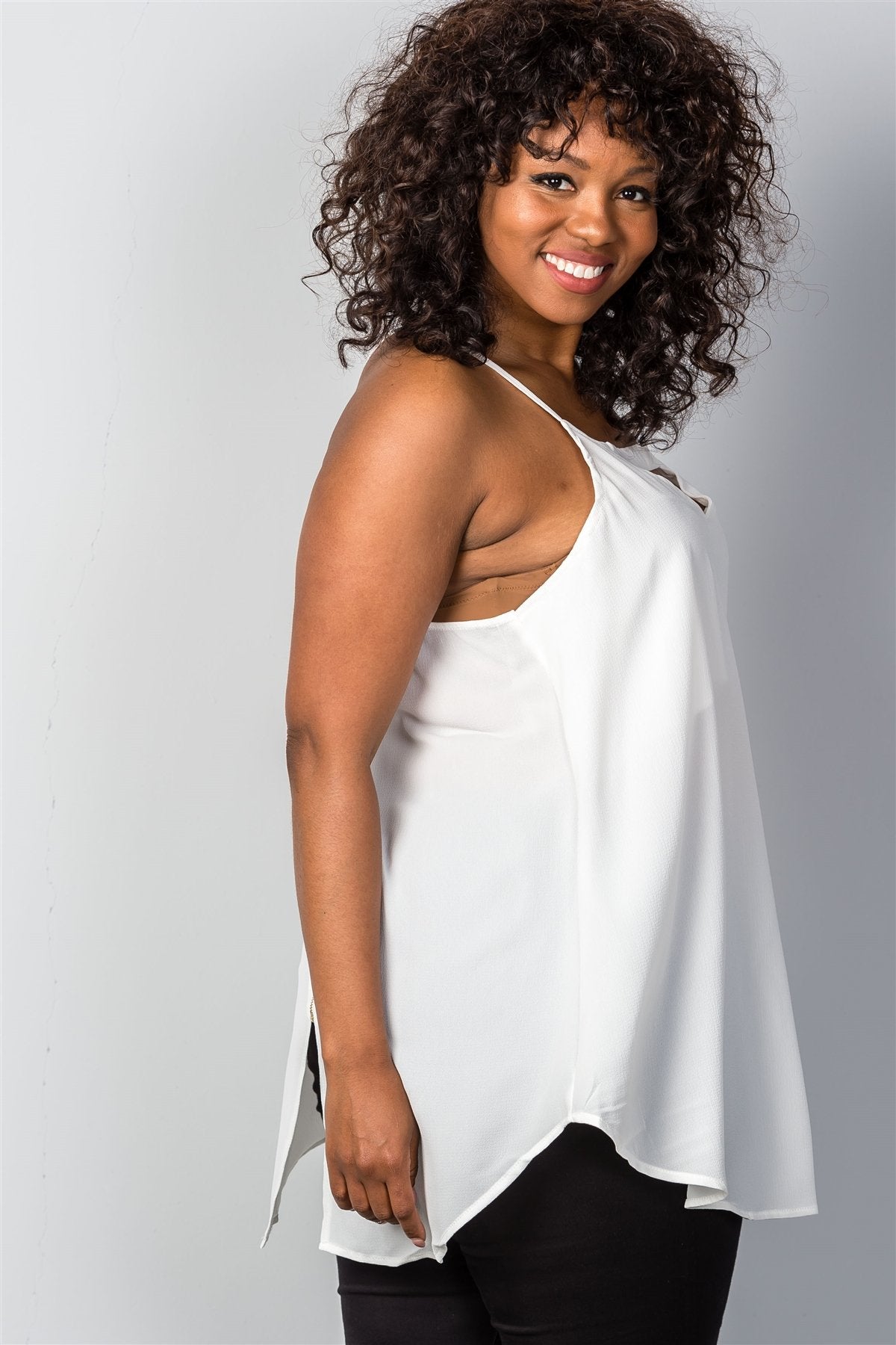 Ladies fashion plus size white sheer front cut-out plus size top