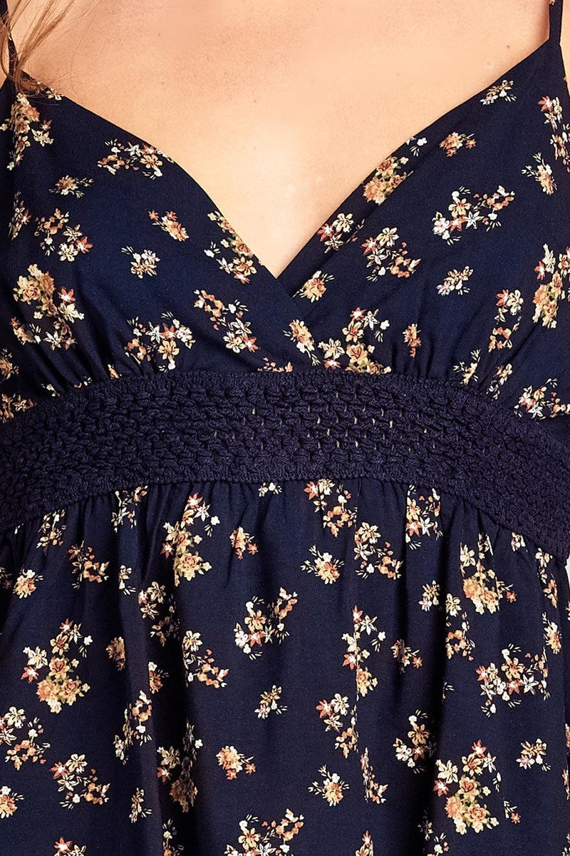 Ladies fashion v-neckline w/crochet lace trim floral print peplum cami woven top