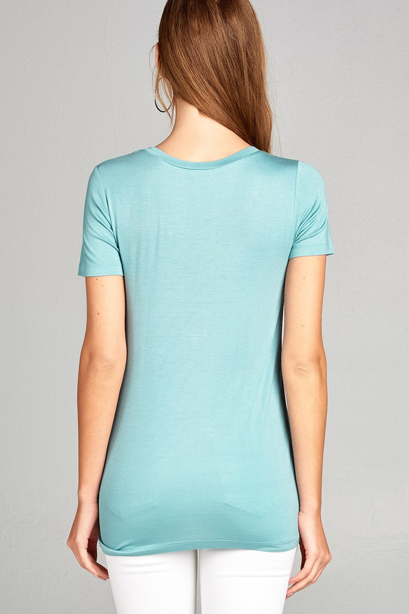 Ladies fashion plus size short sleeve round neck zippered pocket top