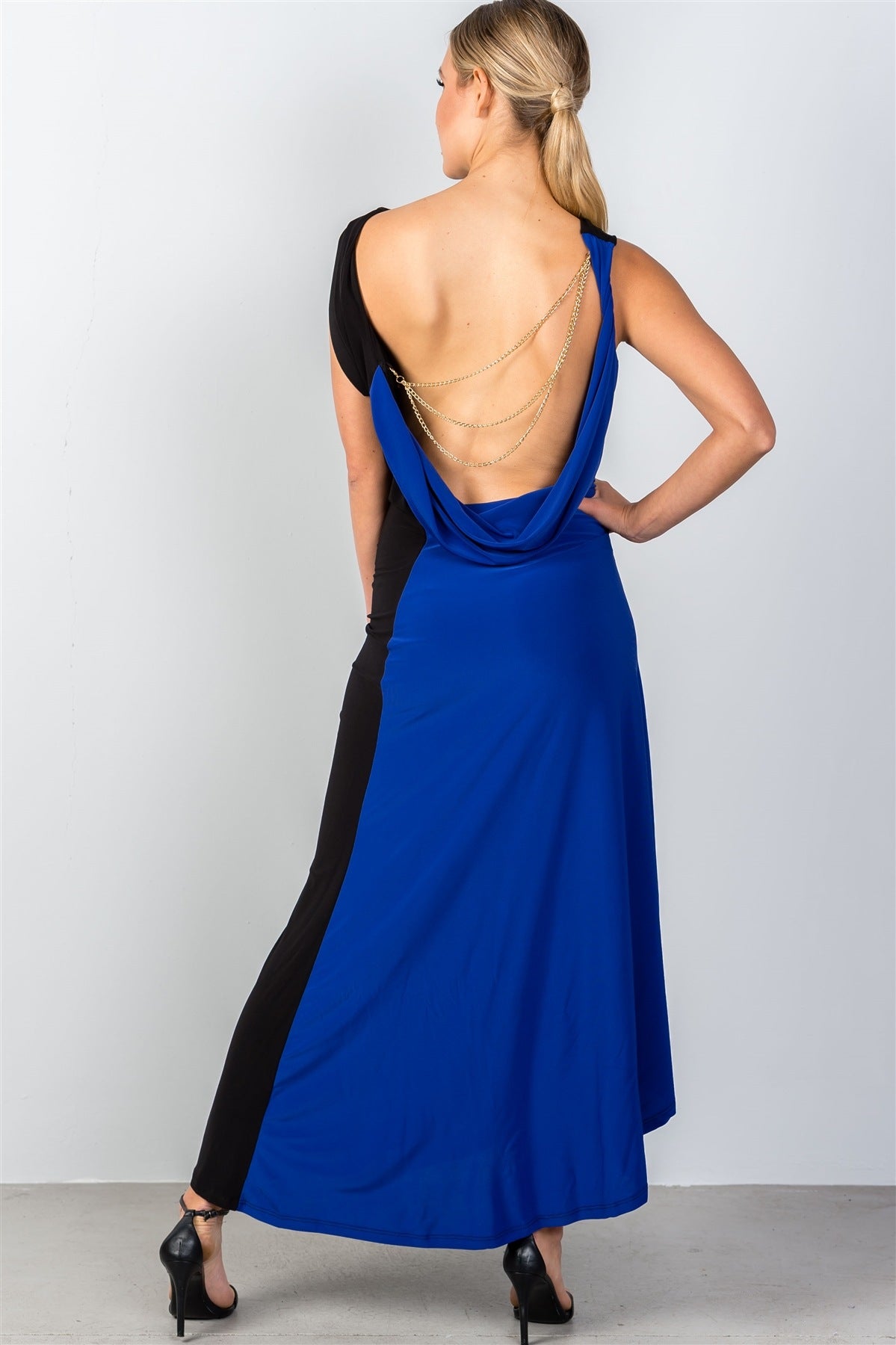 Ladies fashion draped back with necklace detail open back contrast color draped back maxi party dress