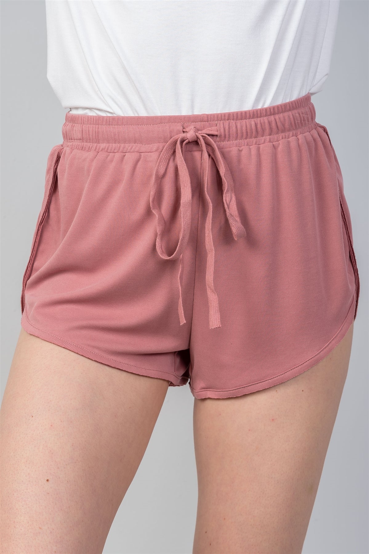 Ladies fashion dusty rose drawstring waist comfortable shorts