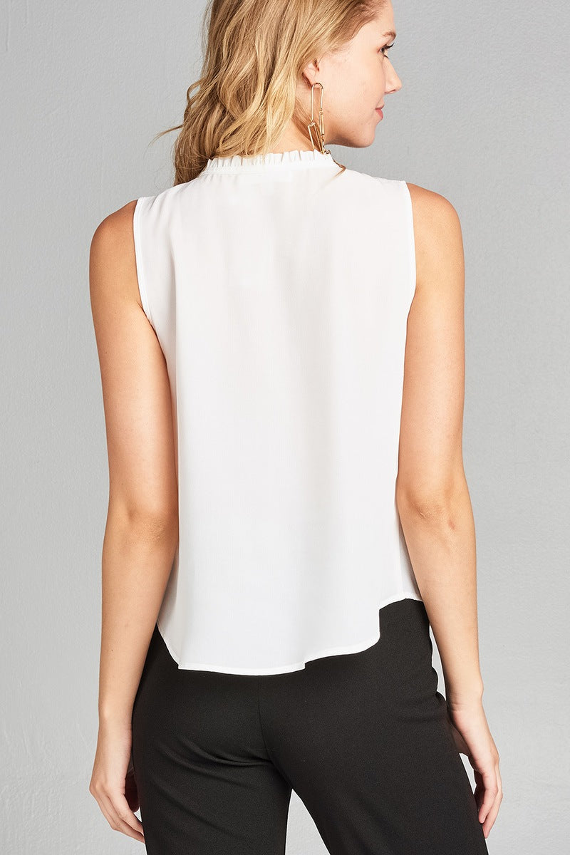 Ladies fashion plus size sleeveless ruffle neck w/self tie smocked yoke detail front button woven top
