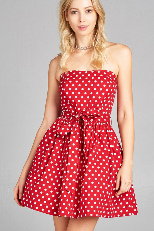 Ladies fashion strapless fit body smocked back w/belt detail inside tulle flare dot print tube dress
