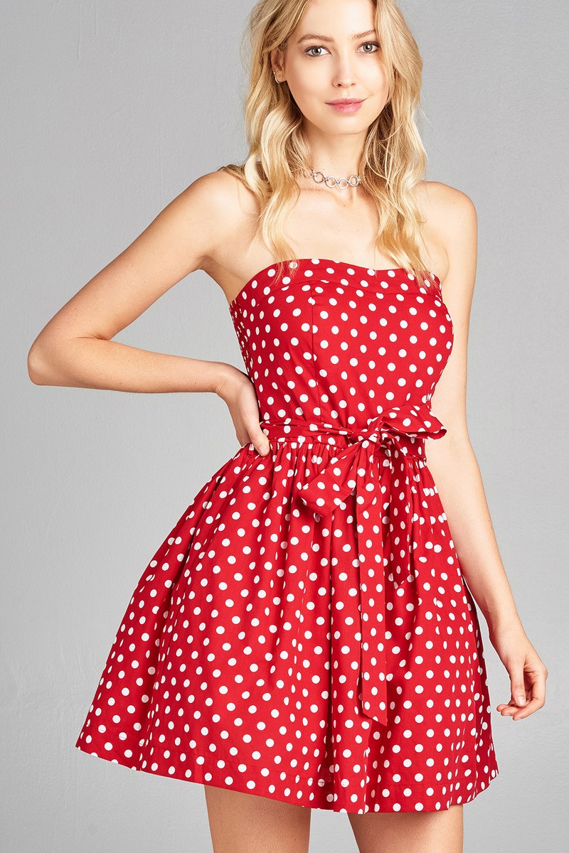Ladies fashion strapless fit body smocked back w/belt detail inside tulle flare dot print tube dress