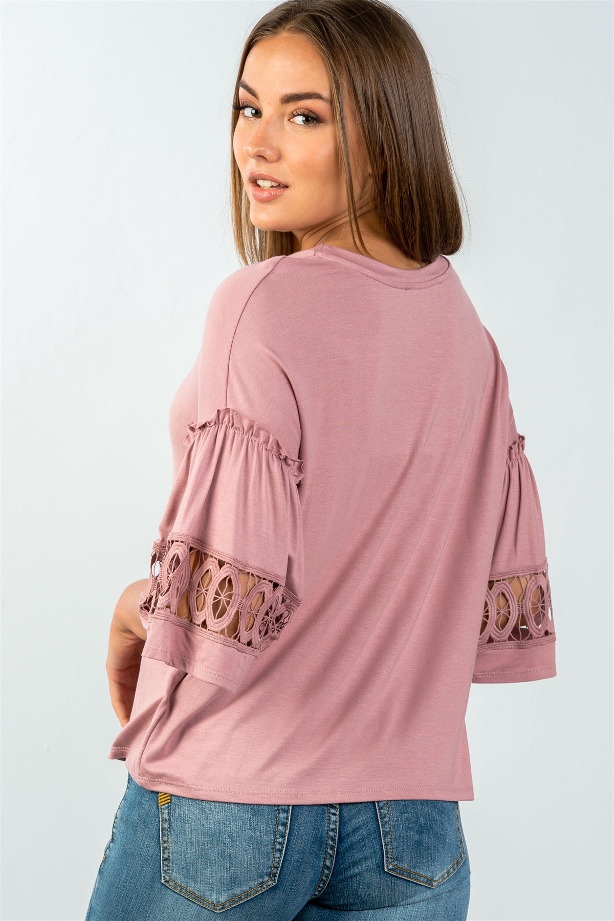 Ladies fashion 3/4 sleeves crochet-trim gathered-sleeve top