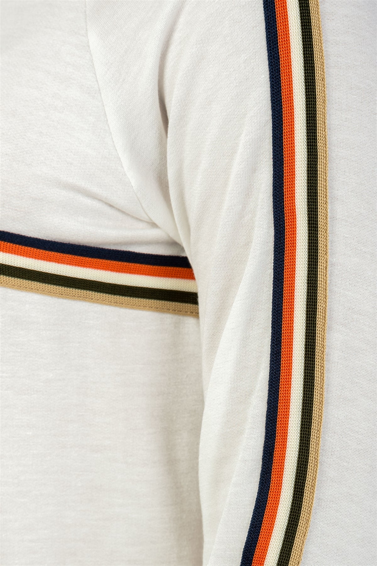 Ladies fashion round neckline colored stripes long sleeves knit top