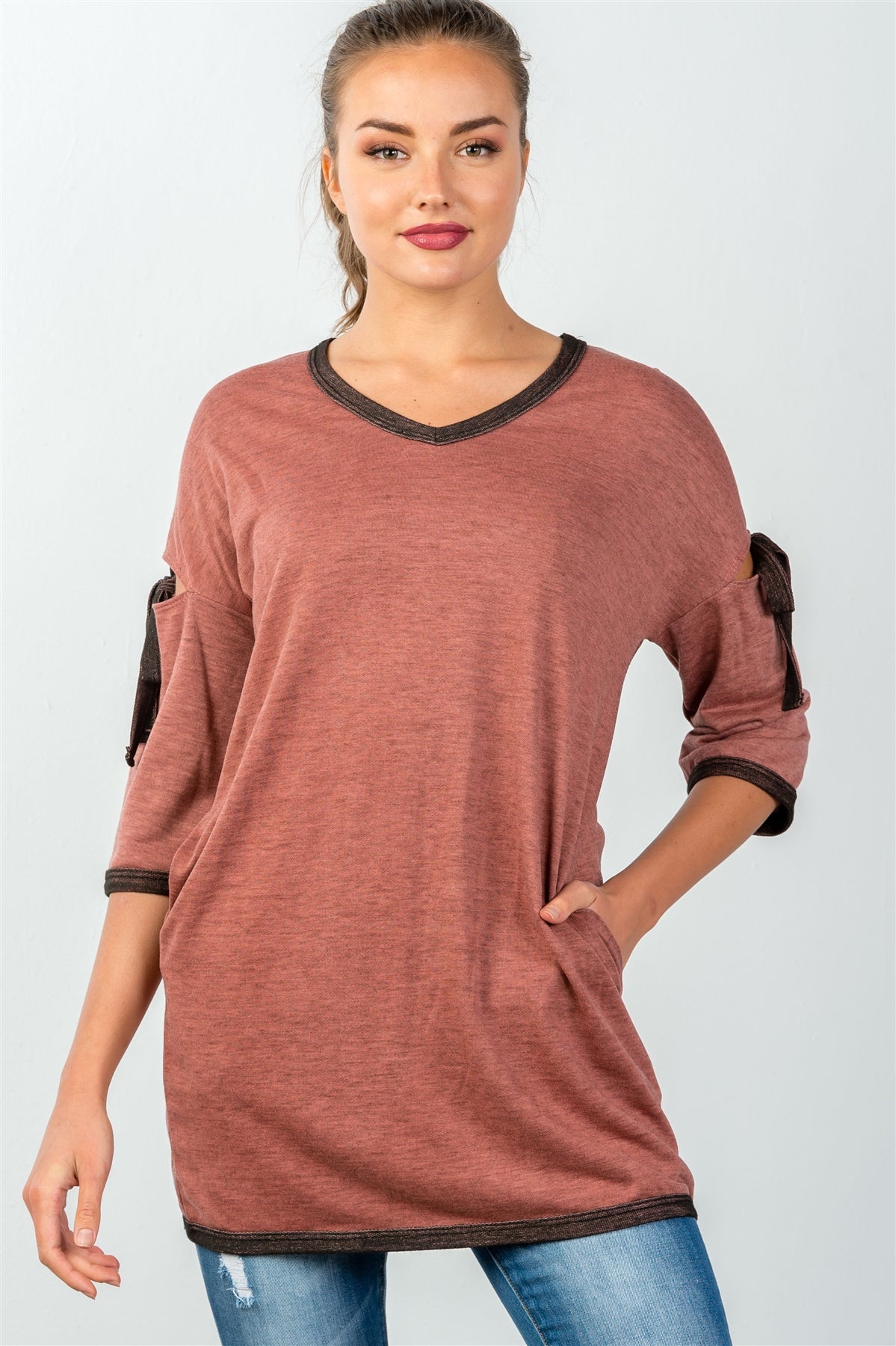 Ladies fashion 3/4 sleeve cutout bow detail pullover sweater