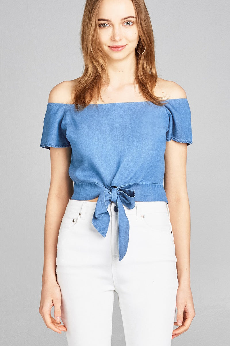 Ladies fashion short sleeve off the shoulder front self tie detail crop top