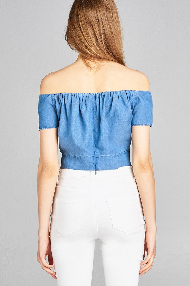 Ladies fashion short sleeve off the shoulder front self tie detail crop top