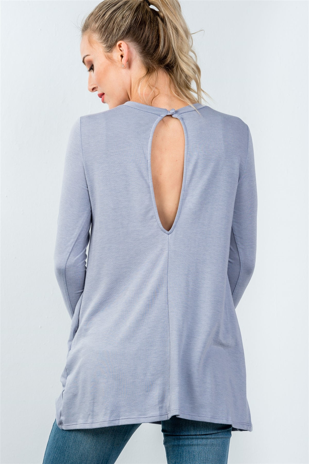 Ladies fashion round neckline long sleeve back keyhole tunic top
