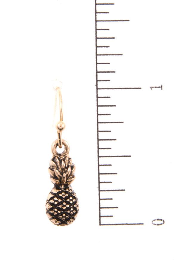Ladies pineapple pendant necklace set