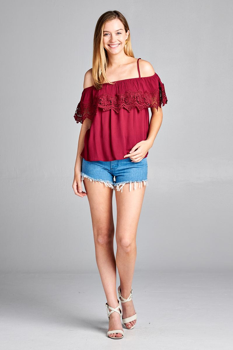 Ladies fashion open shoulder flounce w/crochet lace crinkle gauze woven top