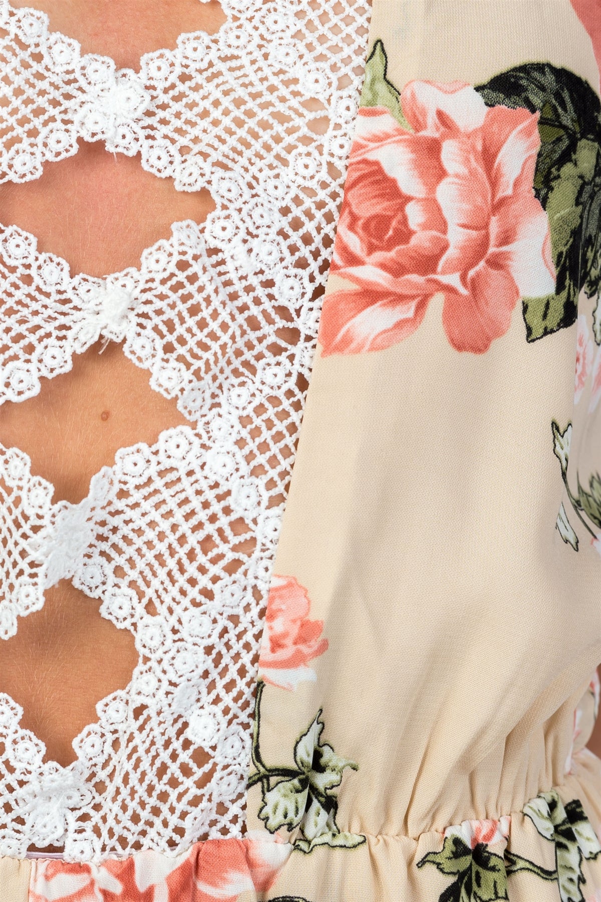 Ladies fashion all over flower print sleeveless crochet trim romper