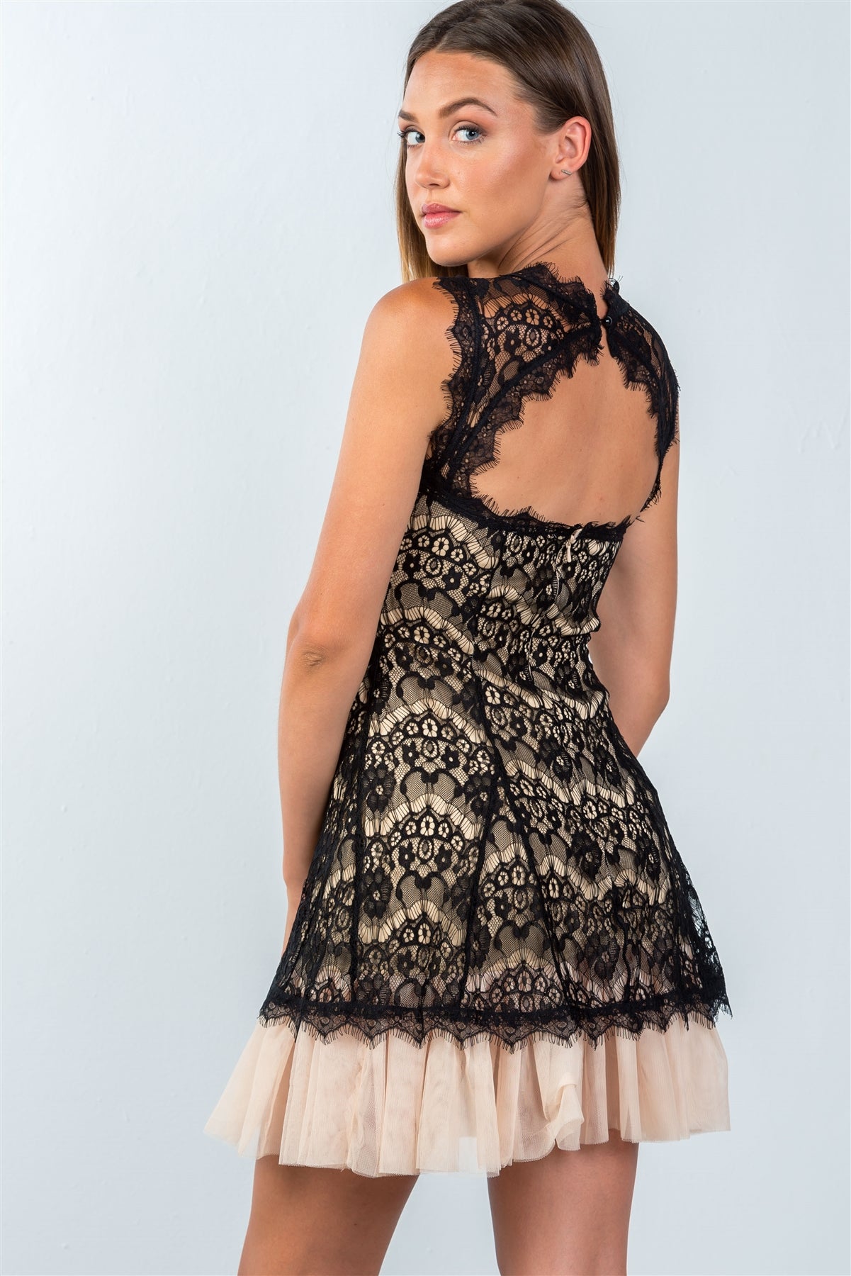Ladies fashion sleeveless lace contrast tulle hem mini dress