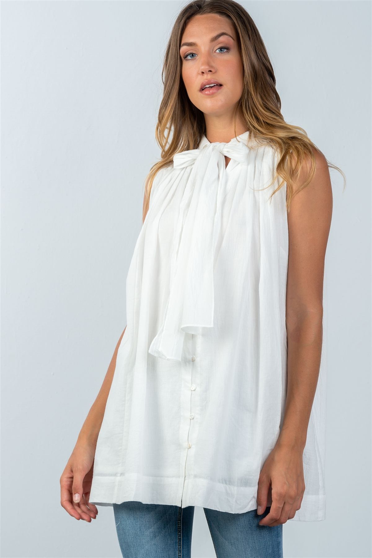 Ladies fashion oversized button down tie-neck babdydoll top