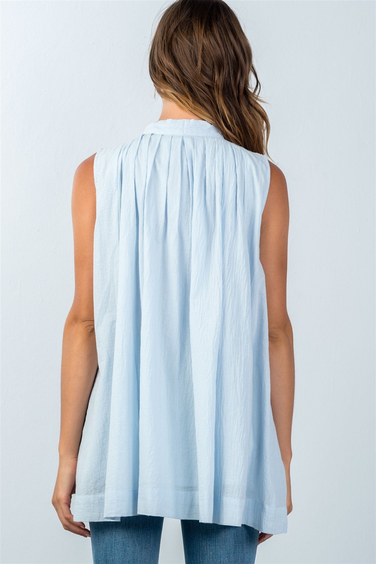 Ladies fashion oversized button down tie-neck babdydoll top