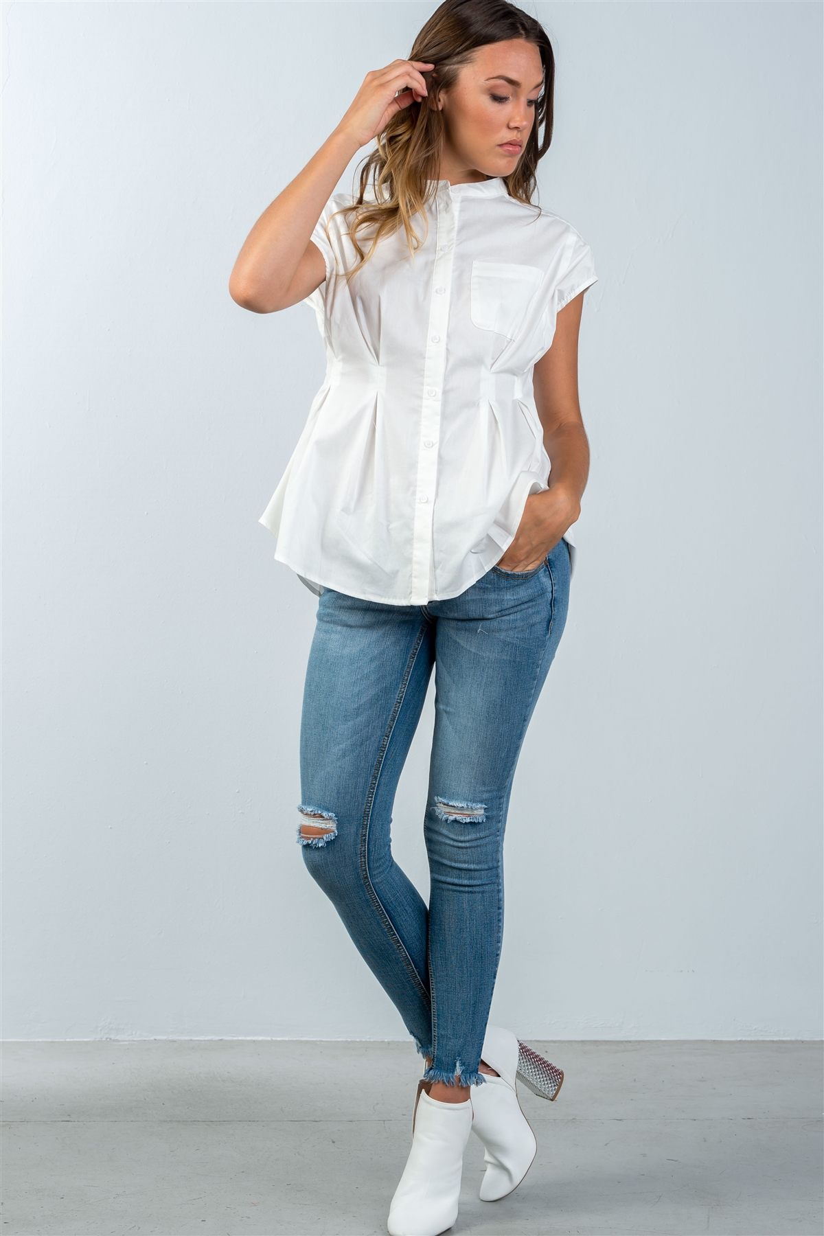 Ladies fashion round neckline white one pocket cap sleeve blouse
