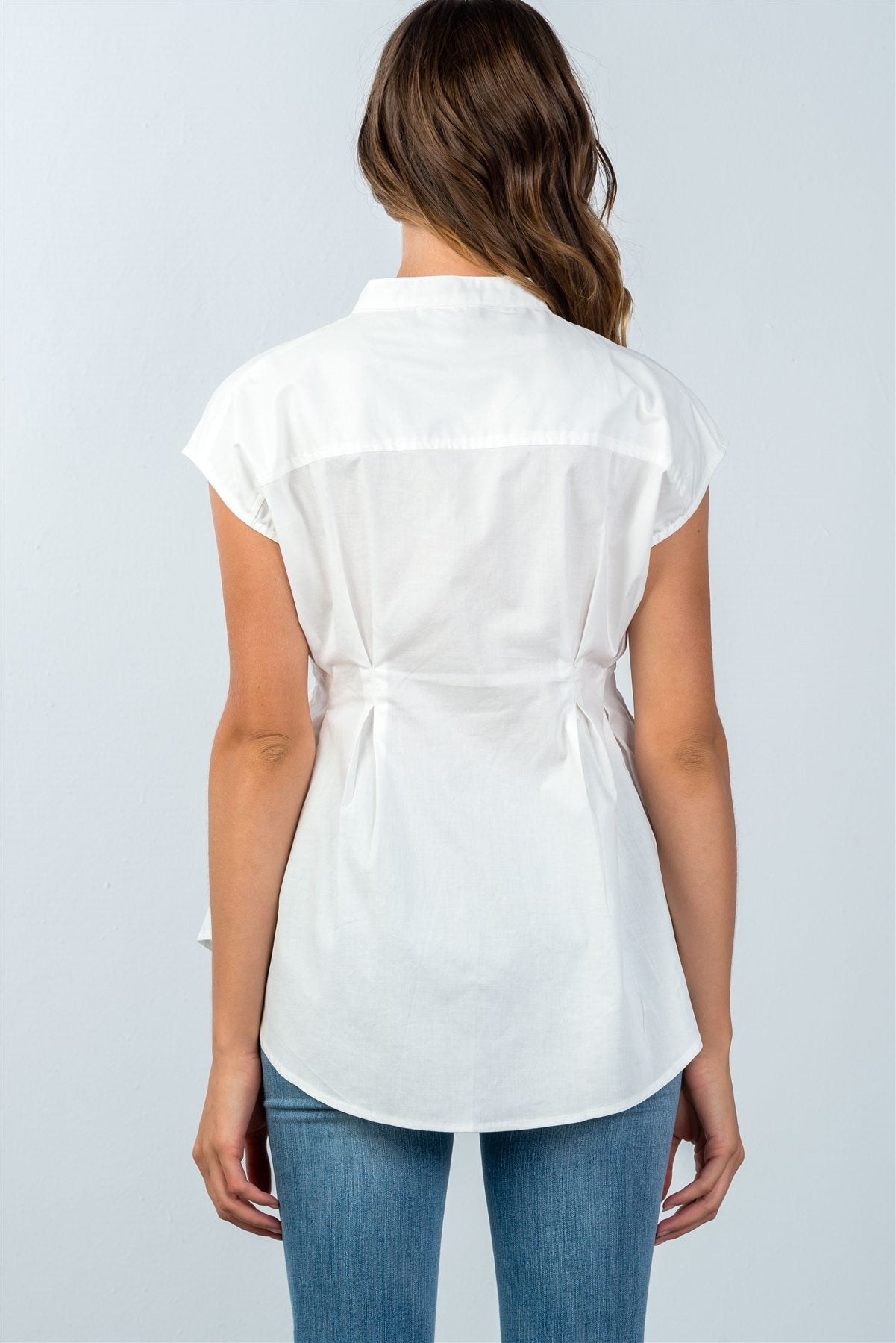 Ladies fashion round neckline white one pocket cap sleeve blouse