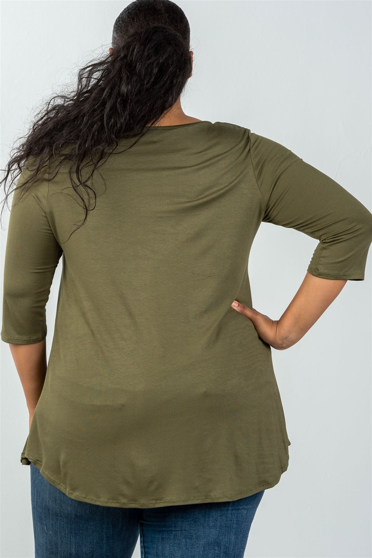 Ladies fashion plus size 3/4 sleeve olive solid scoop neck top