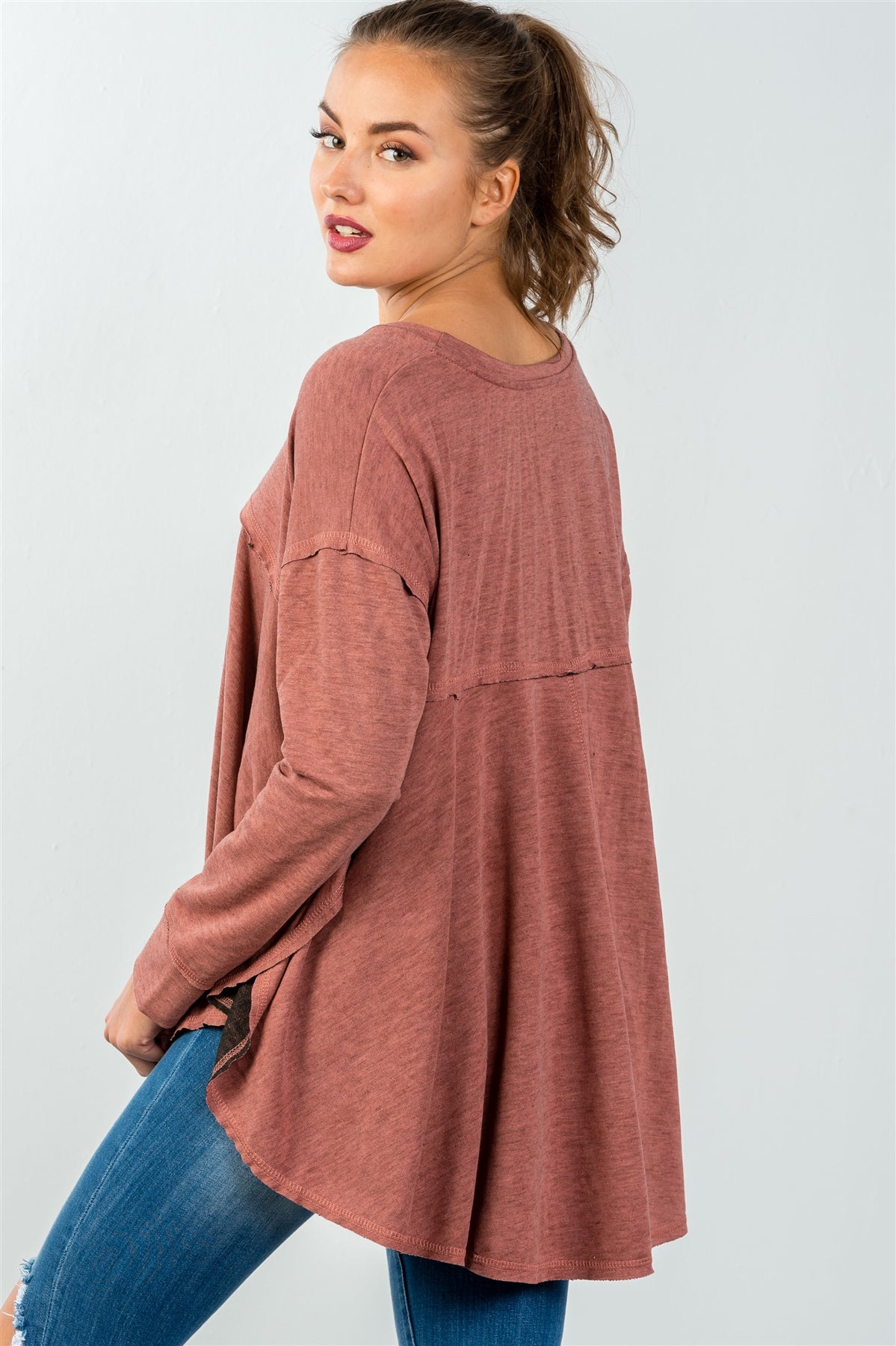 Ladies fashion long sleeve hi-low oversized sweatshirt