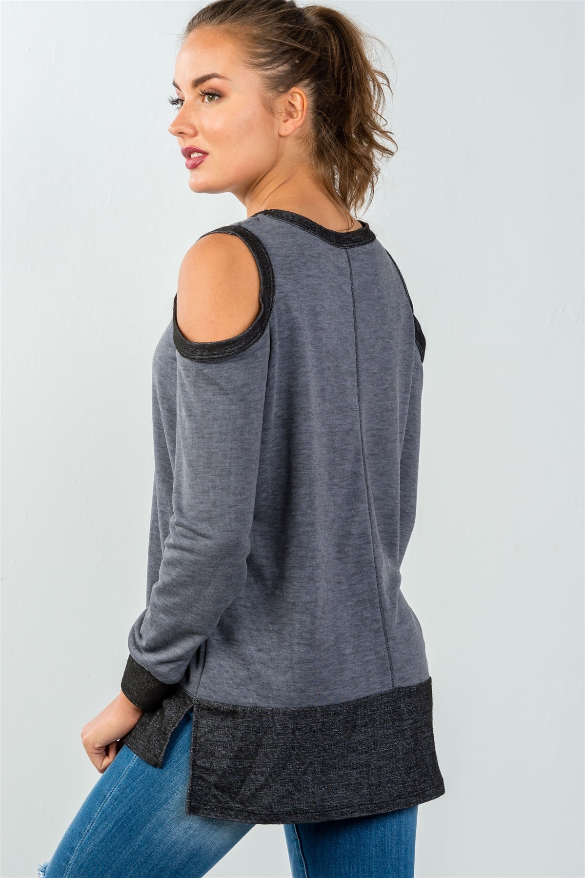 Ladies fashion cold shoulder hi-low colorblock sweatshirt
