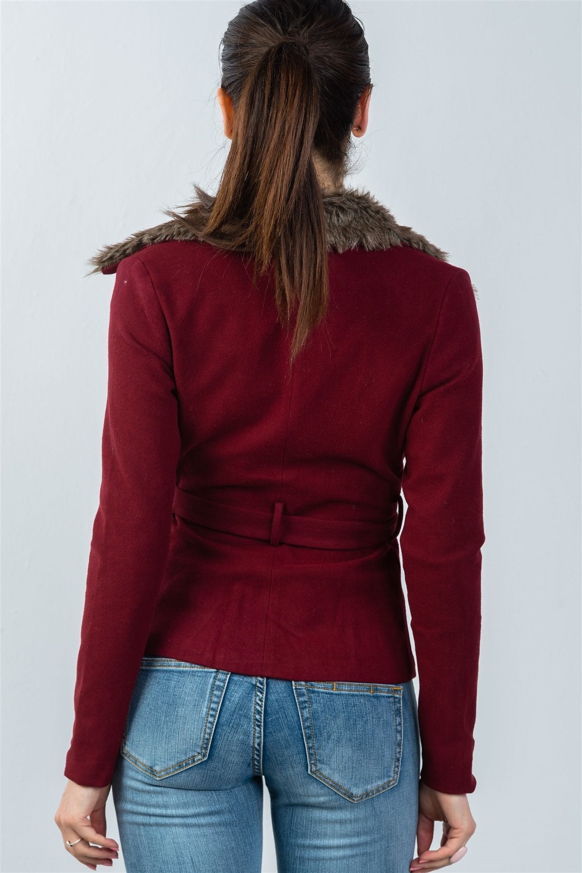 Ladies fashion hidden snap button faux fur collar belted jacket